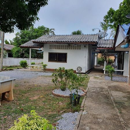 Pineapple Resort Ban Huai Thalaeng Phan Extérieur photo