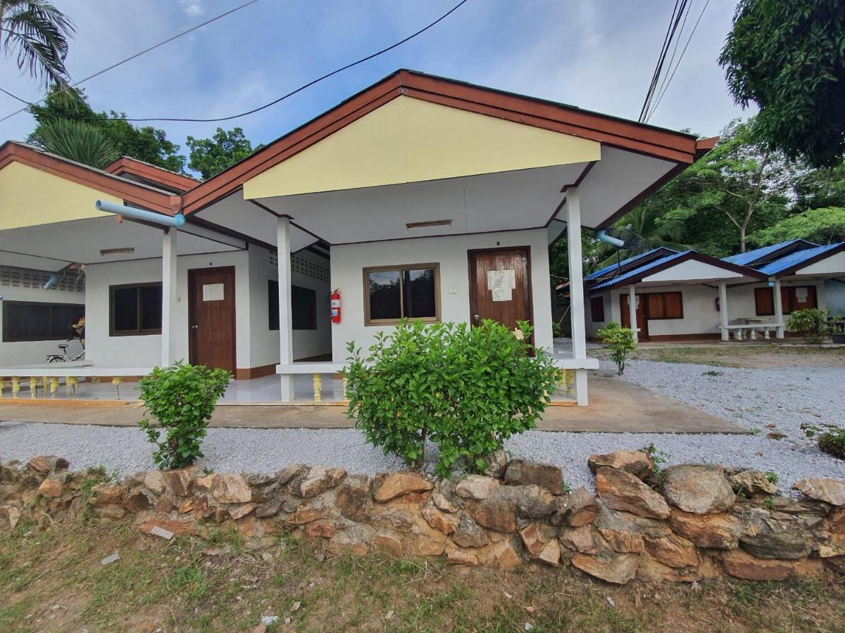Pineapple Resort Ban Huai Thalaeng Phan Extérieur photo